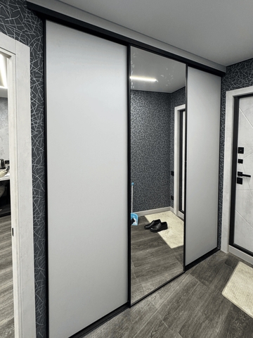 Встроенный шкаф купе