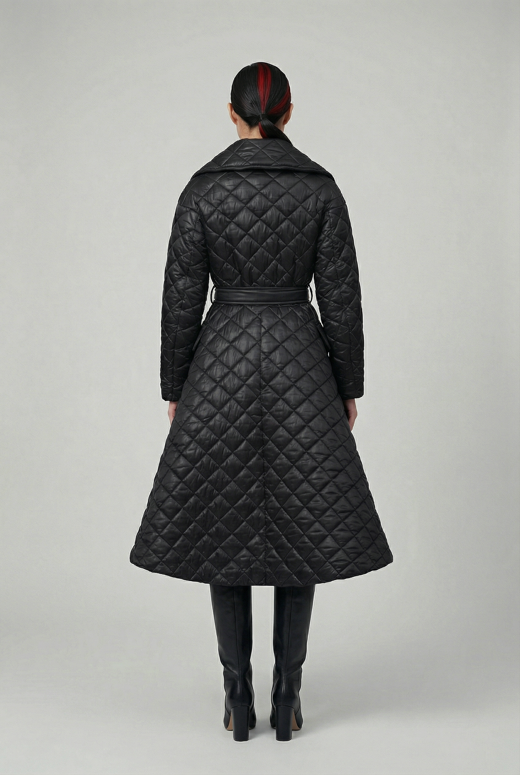 Пальто стеганное Snow White