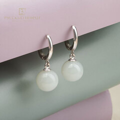 Серьги с белым нефритом Бриле. Д 12мм.