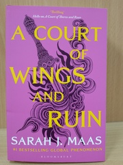 A Court of Wings and Ruin (A Court of Thorns and Roses, 3)