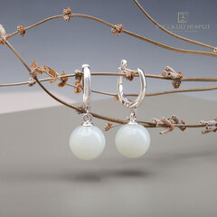 Серьги с белым нефритом Бриле. Д 12мм.