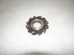 Фреза 3-хсторонняя 63х8х22 А3а Р6М5 z=12 разнонаправленный зуб