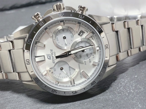 Часы Casio EQS-930MD-8A