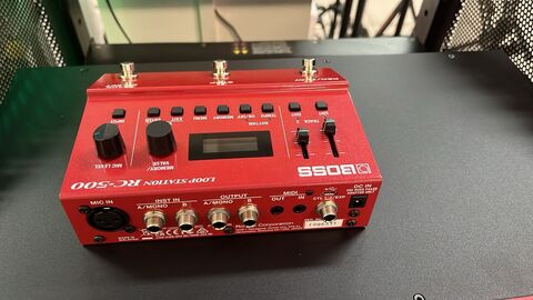 BOSS RC-500 двухтрековый суперлупер