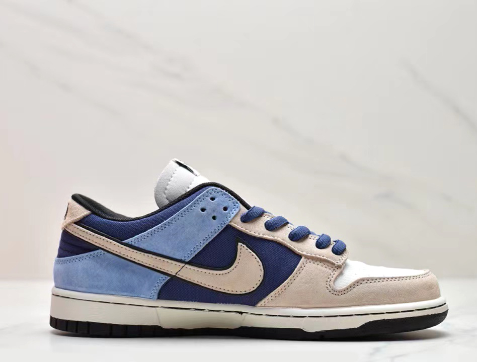 Nike sb dunk low cream and blue best sale