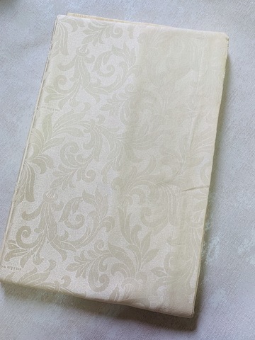 Скатерть 160х180 и 6 салфеток Gamba 9811 Panna шампань