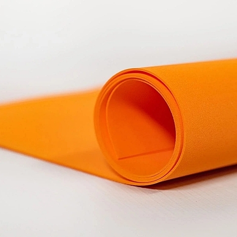 Фоамиран Иранский цвет оранжевый . Толщина 2.0мм. рулонный ширина 1,2м