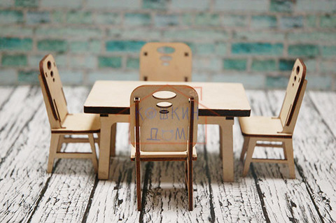 Деревянный игрушечный стол со стульями Graver Master Kids