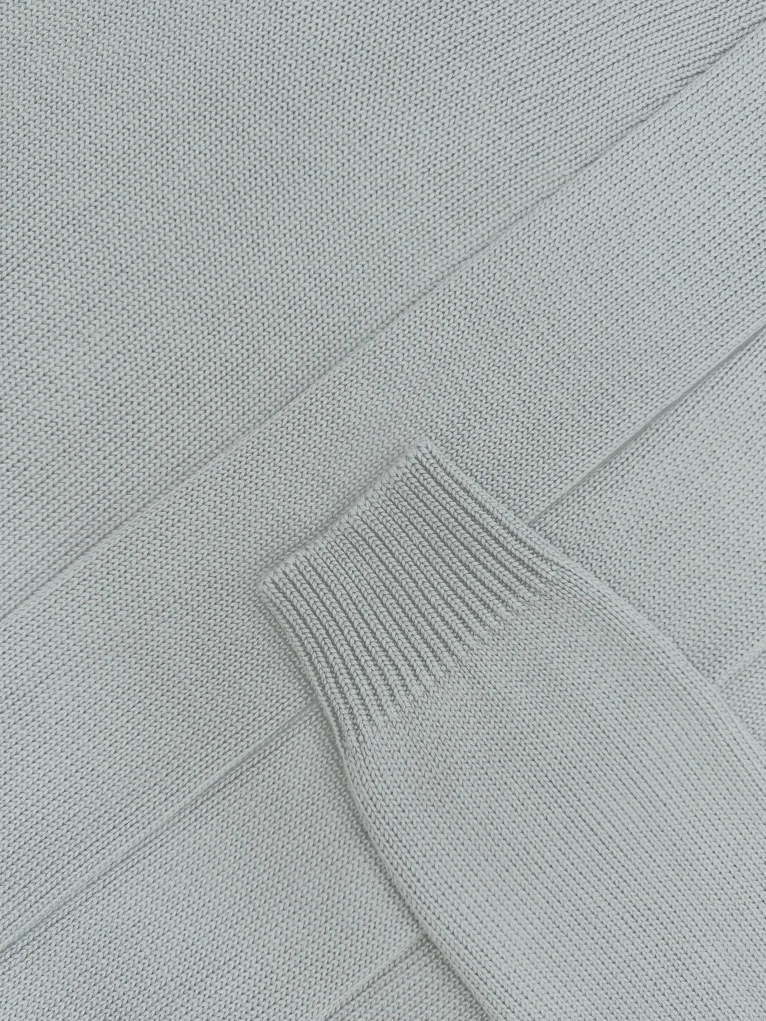 Кардиган с капюшоном из мягкой шерсти