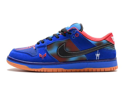 Spiderman x Nike Dunk Low SB 'Peni Parker' 