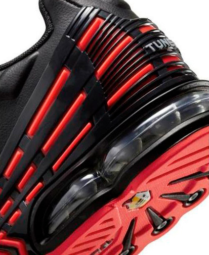 Nike air max plus 3 cheap black white red