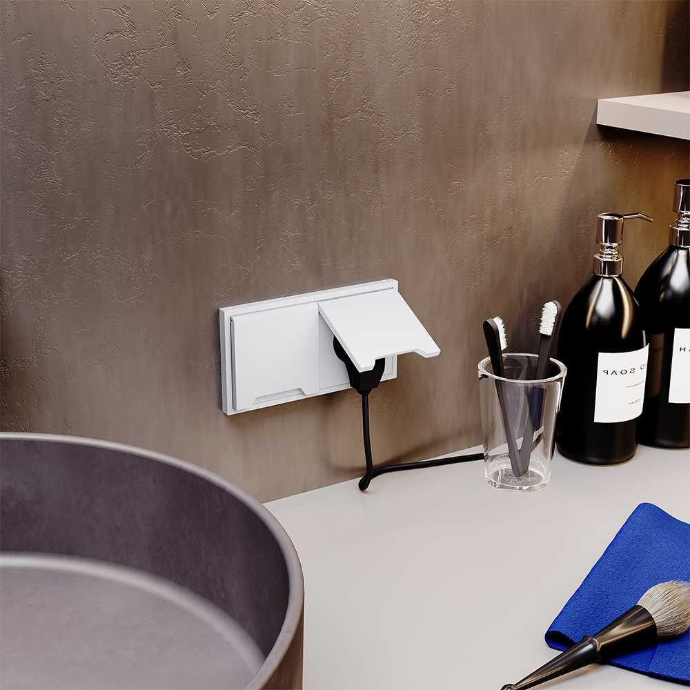 Розетка встраиваемая Voltum S70 с заземлением, защитными шторками и крышкой 16А, (белый матовый) VLS040302