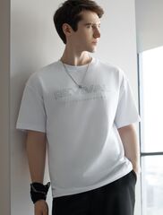 Свободная футболка  с авторским принтом  U49.048 (121451)