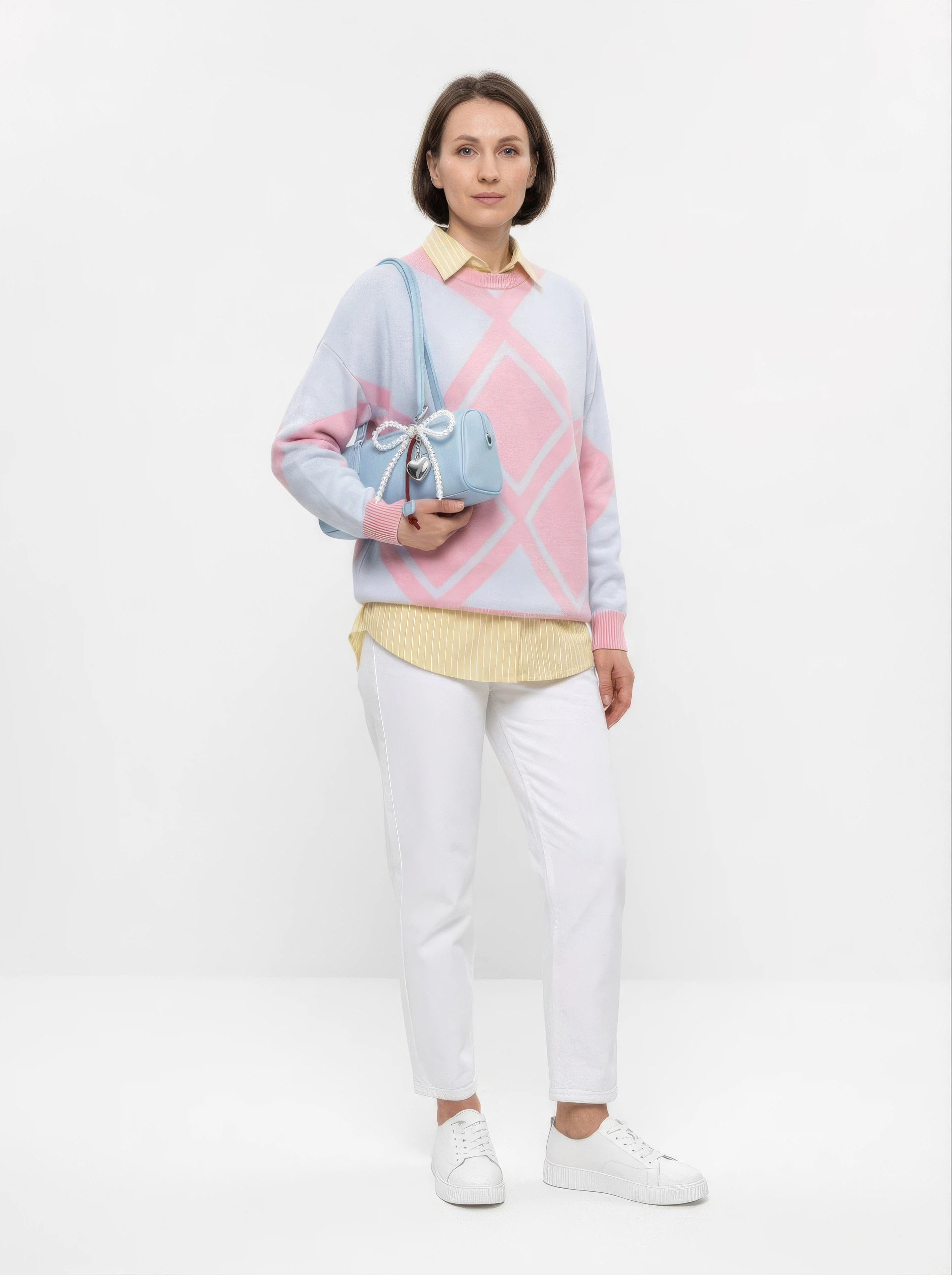 Джемпер свободный со спущенным плечом