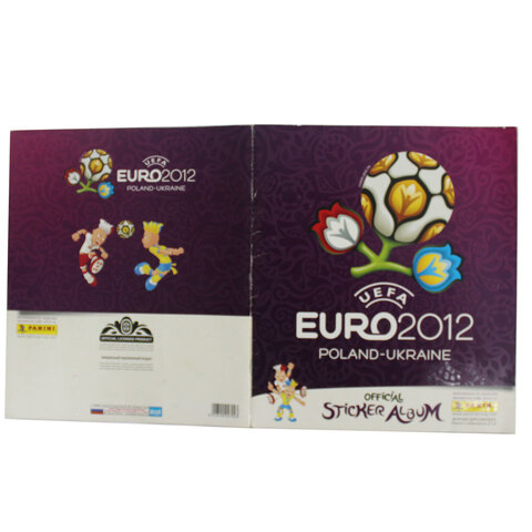 Полностью заполненный альбом наклеек. PANINI Чемпионат Европы 2012. Футбол