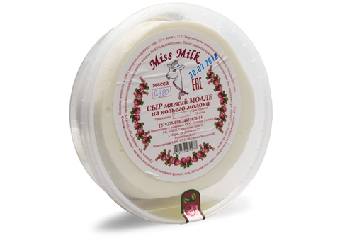 Сыр Моале из козьего молока 45% "Miss Milk", 300г