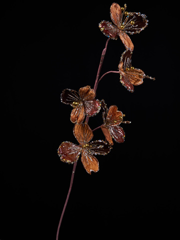 Веточка с листьями кизила 79см ChristmasDeLuxe коричневая