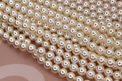 Бусины имитация жемчуга 8 мм белый