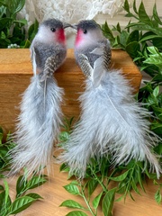 Птички серые с красной грудкой, на зажиме, перьевые, 16*4*5 см, набор 2 шт.