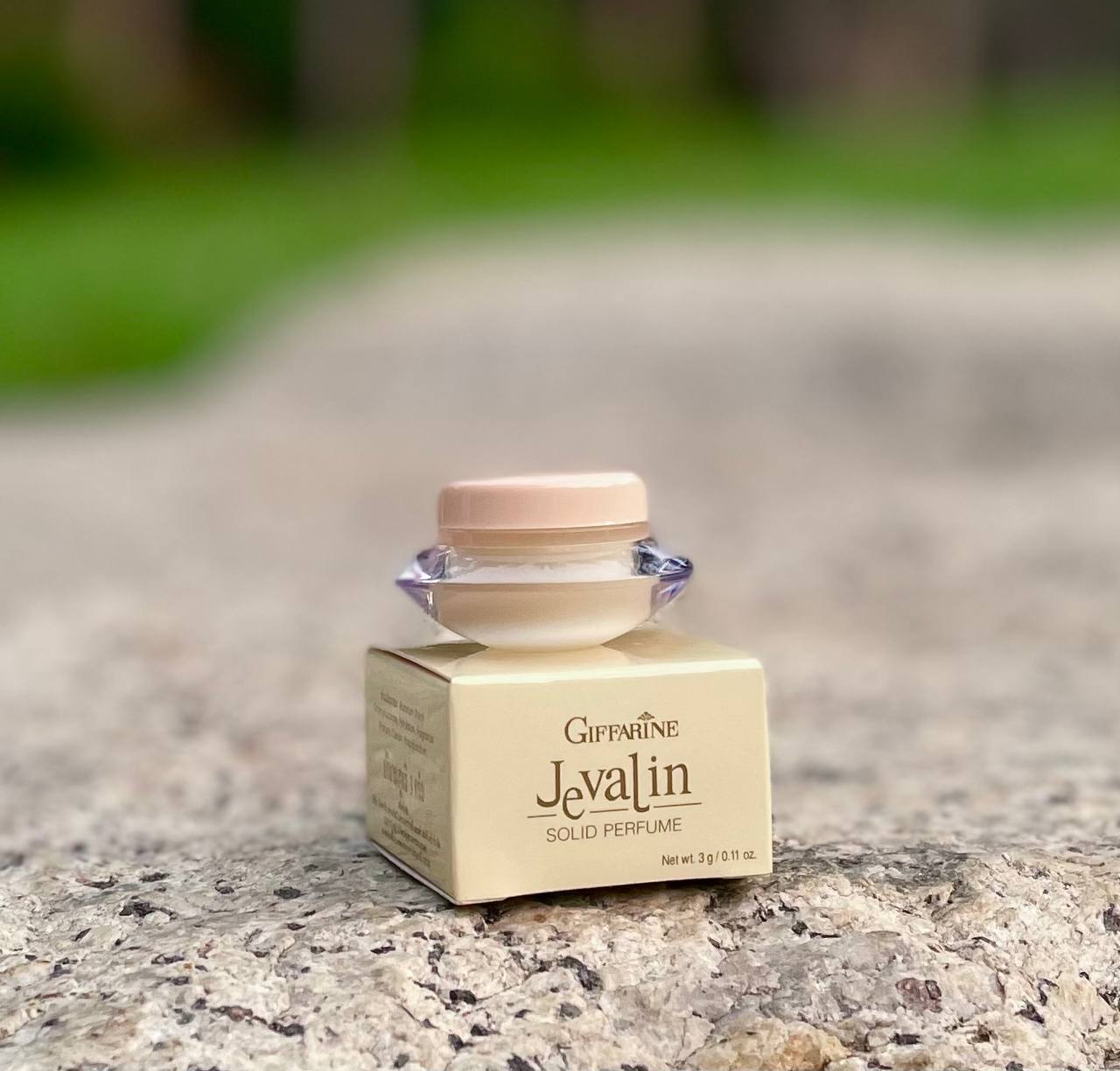 Сухие духи с феромонами Jevalin Solid Perfume Giffarine