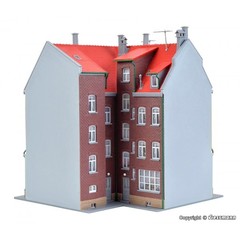 УГЛОВОЙ ДОМ С ОСВЕЩЕНИЕМ