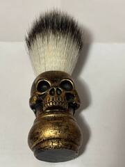 Помазок для бритья череп