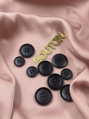 Пуговицы черные матовые на прокол с высоким бортиком