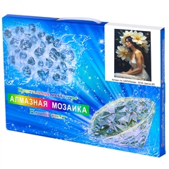 
          Алмазная мозаика Alingar, на подрамнике, с полным заполнением, (глянц), 20х30 см, 20 цветов, "Девушка в белом"
