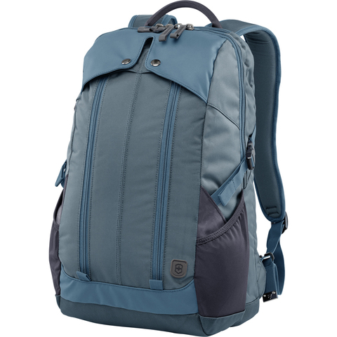 Рюкзак Victorinox Altmont 3.0 Slimline Backpack 15,6'', зеленый, 30x18x48 см, 27 л