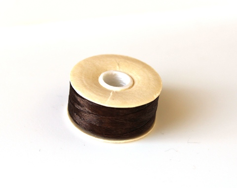 Нитки Nymo D (0,3мм) dark brown