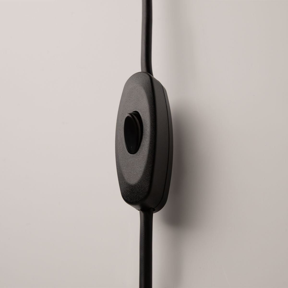 Бра Maytoni Mollis MOD126WL-01B