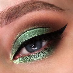 RELOUIS Тени жидкие сияющие Sparkle Liquid Eyeshadow т.35 Miracle Green