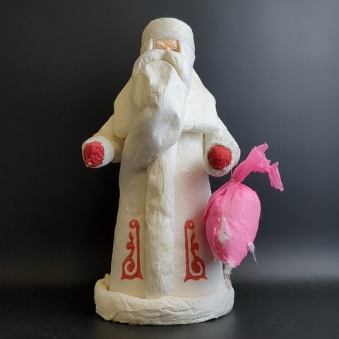 Дед Мороз советский Папье-Маше из ваты, ткани, 32 см, этикетка клеймо Калининское производственное объединение художественной промышленности, СССР, 1960-1970 гг.