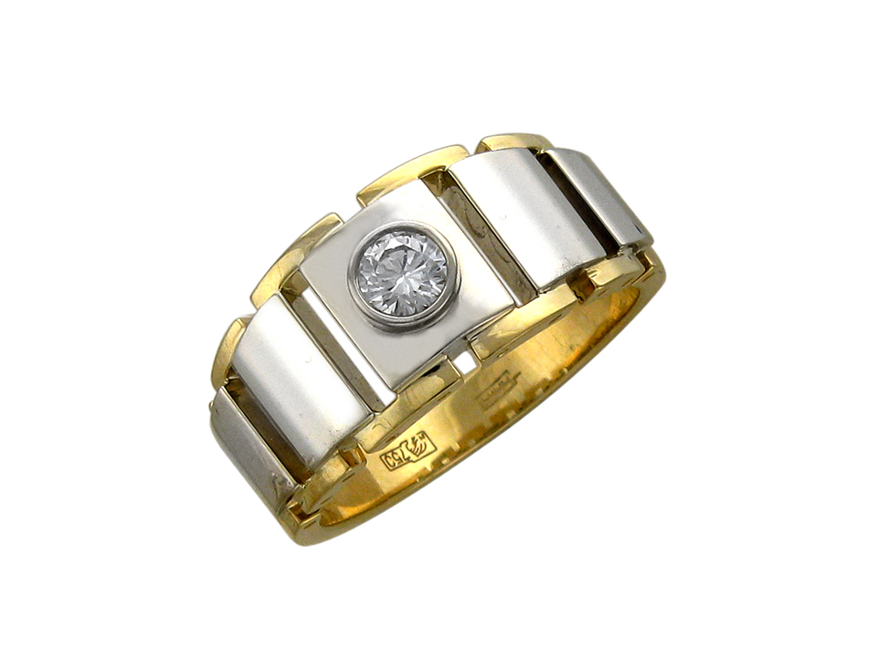 Перстень с бриллиантами  из комбинированного золота JA-T-685536