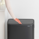 Мусорный бак Touch Bin Bo 60 л, артикул 223020, производитель - Brabantia, фото 10