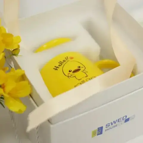 Керамическая кружка с крышкой и ложкой, 9,8*8 см, розовый/желтый, 410 мл