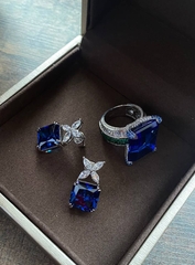 30327 - Кольцо из серебра с крупным сапфировым кварцем