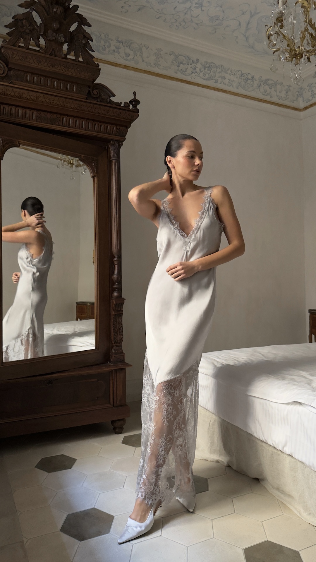 Сарафан в стиле сорочки с кружевом в тон