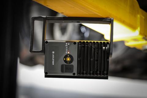 Фонарь универсальный Led Lenser IF4R, чёрный, светодиодный, 21700x2 (502001)