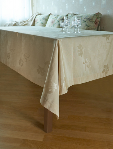Скатерть 170х270 и 12 салфеток Gamba 9812 Ecru светло-бежевая