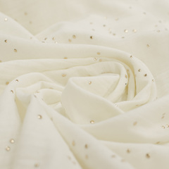 Айвори с золотыми точками