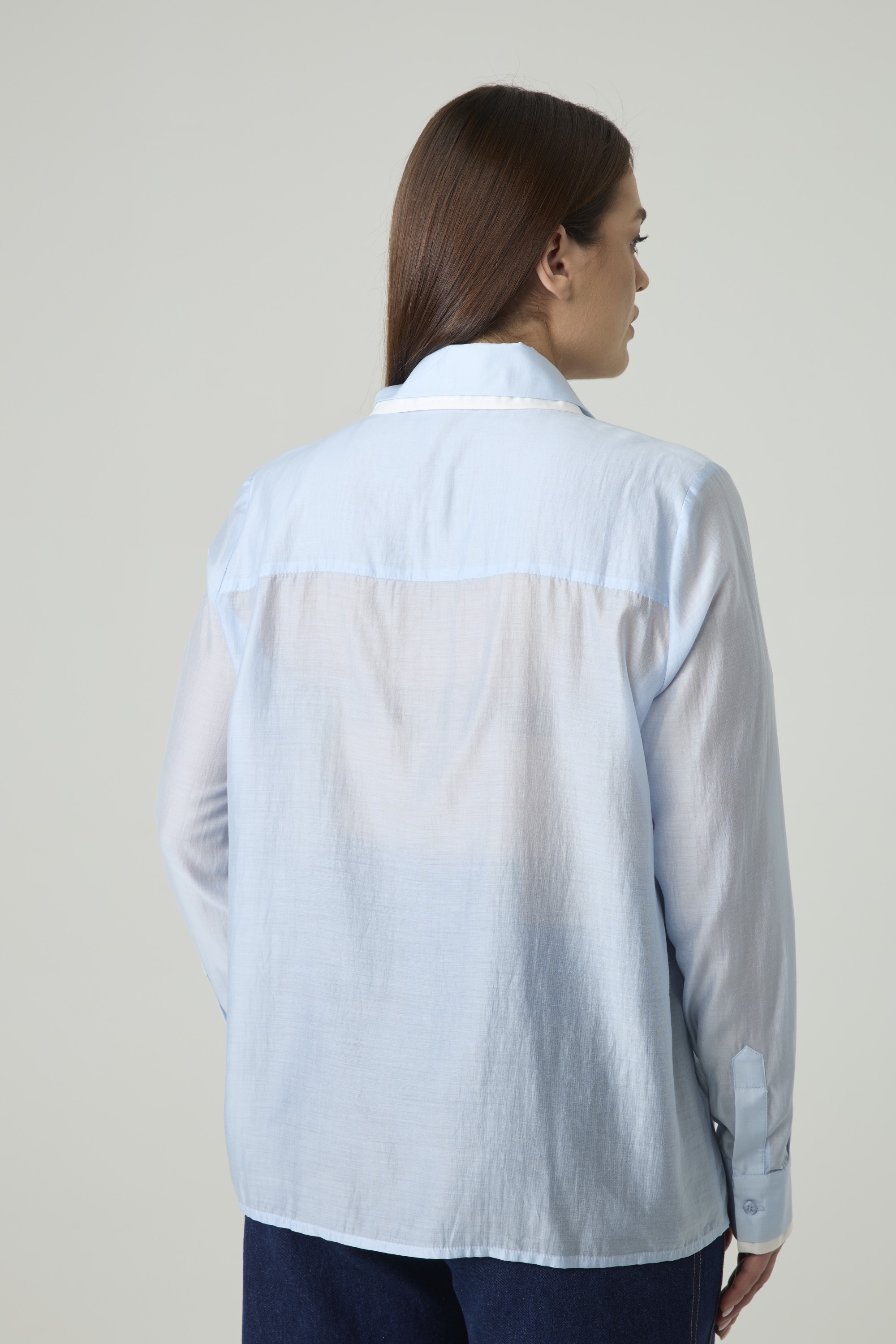 Блузка из тенселя с двойными деталями, голубой