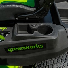 Трактор садовый Greenworks GC82LT107 82V (107 см) CrossoverT аккумуляторный