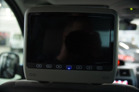 Подголовник с LCD монитором AVIS Electronics AVS0944BM (серый)