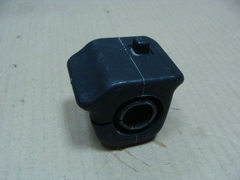 подушка стабилизатора левая перед Geely Х7  1014012764-51