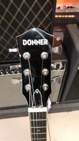 DONNER LP-124 Black электрогитара