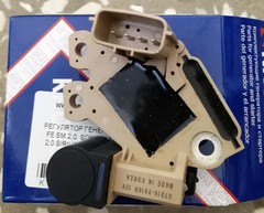 РЕГУЛЯТОР ГЕНЕРАТОРА SANTA FE SM 2,0. SONATA ТАГАЗ 02-07 2,0 SIRIUS СО ЩЁТКАМИ PMC