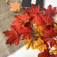 Кленовые листья на ветке Желто-оранжевые, осенние, 70 см., набор 3 ветки.