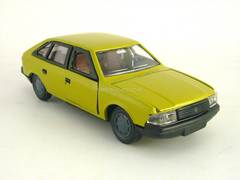 Moskvich-2141 mustard 1994 1:43 Agat Mossar Tantal