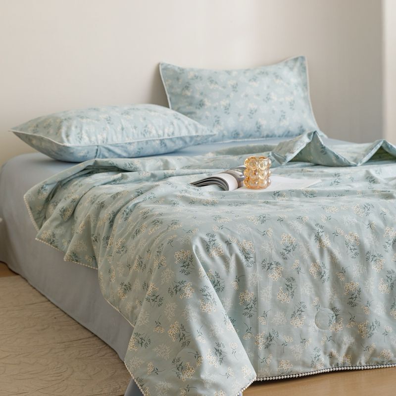Комплект постельного белья Семейный (2 одеяла) Хлопок голубой цветы